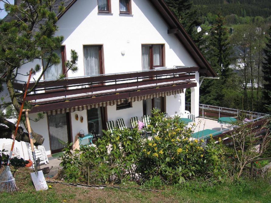 Haus Hubertus Hotel Winterberg Exterior photo